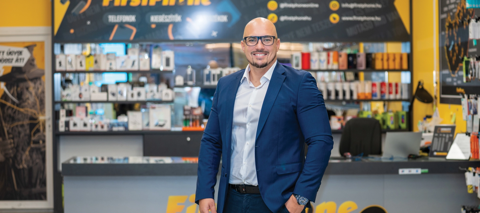 FirstPhone - FirstGroup Holding Kft.